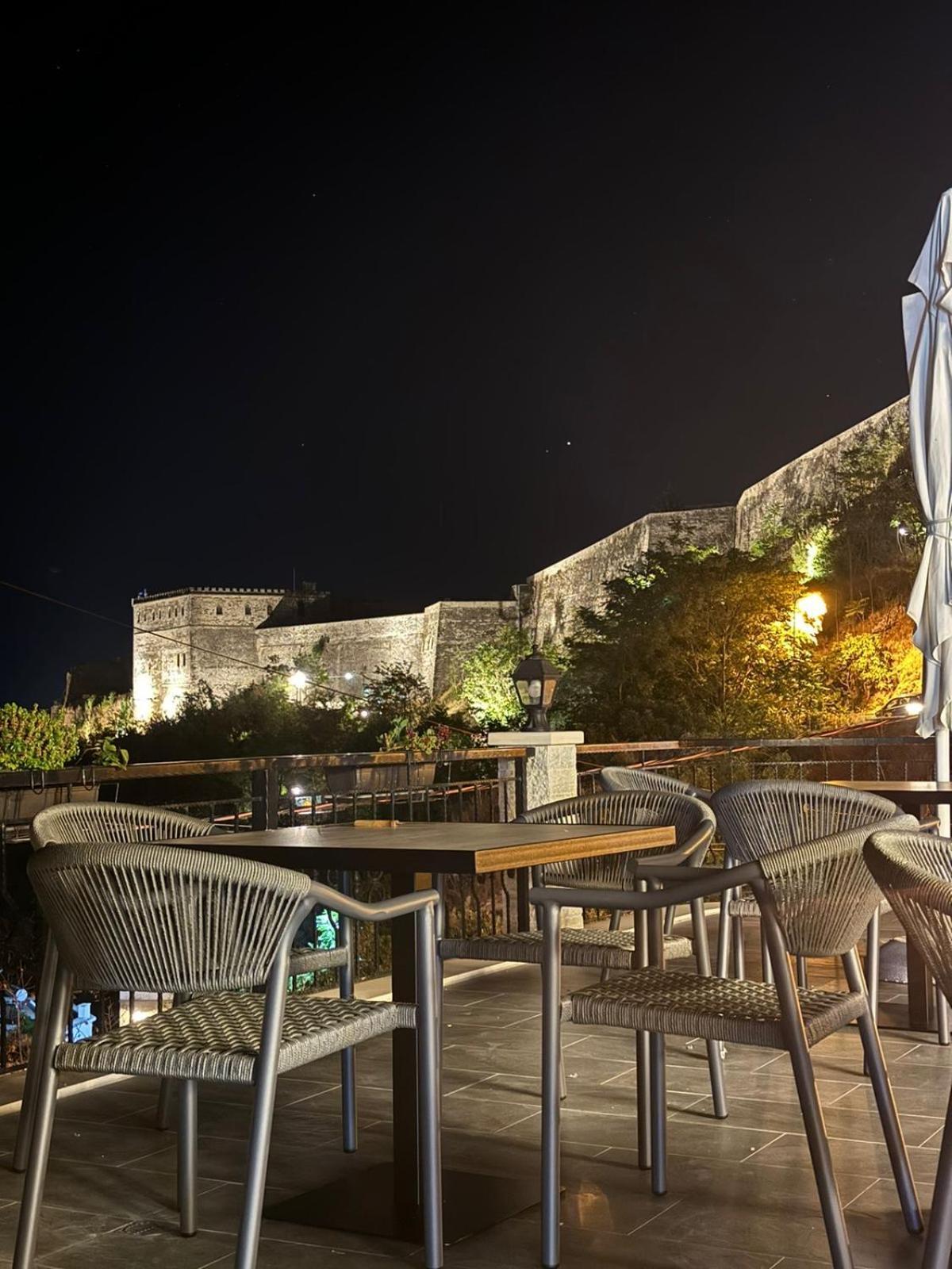 Hotel With Castle View Gjirokastër Exteriér fotografie